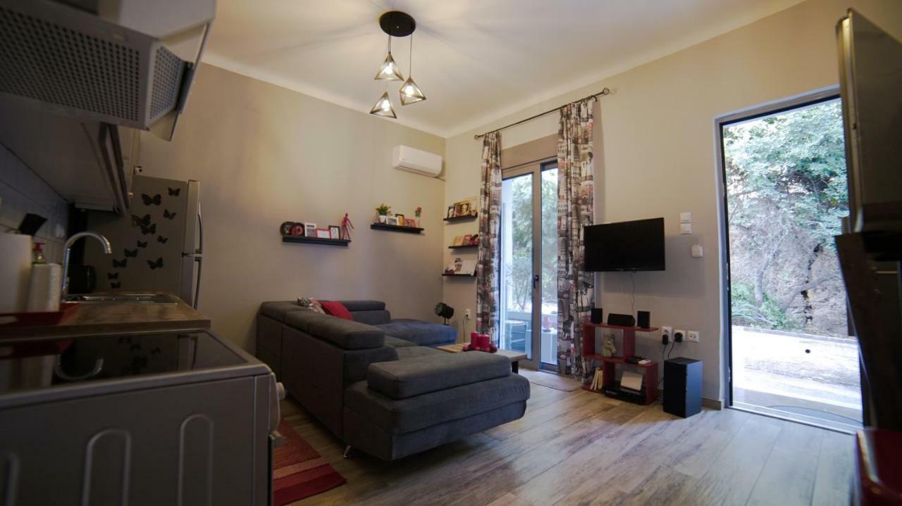 D16-Cosy Downtown Apartment Athens Exterior photo